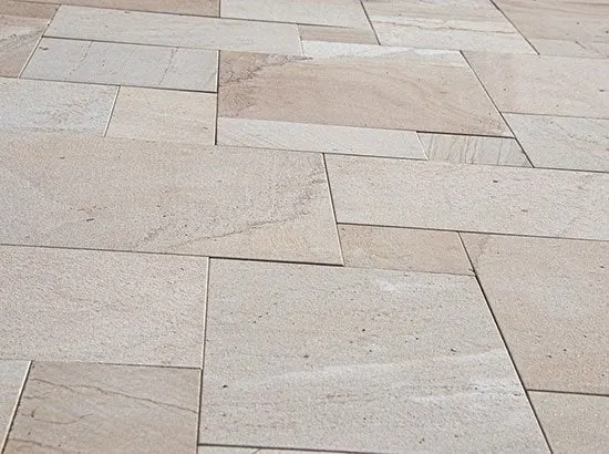 Revêtement de sol intérieur en pierre naturelle